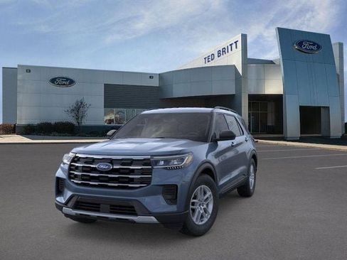 New 2026 Ford Explorer Active image 3