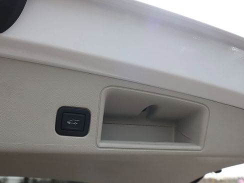 Used 2023 GMC Terrain Denali w/ Denali Premium Package image 39