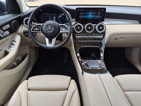Used 2022 Mercedes-Benz GLC 300 image 22