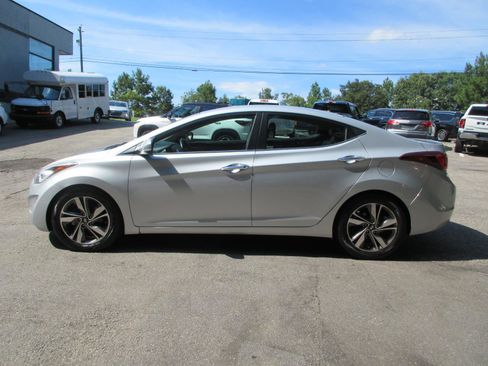 Used 2014 Hyundai Elantra Limited FWD image 8