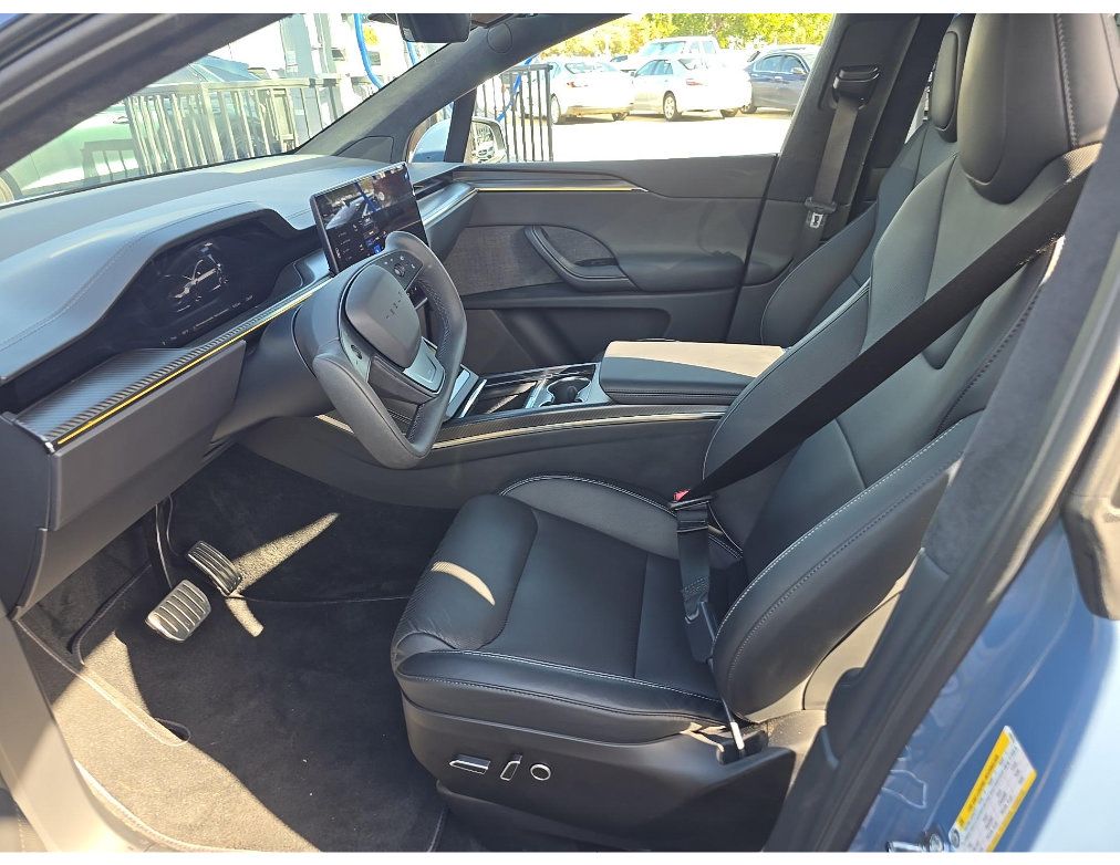 Used 2026 Tesla Model X Plaid AWD/4WD image 5