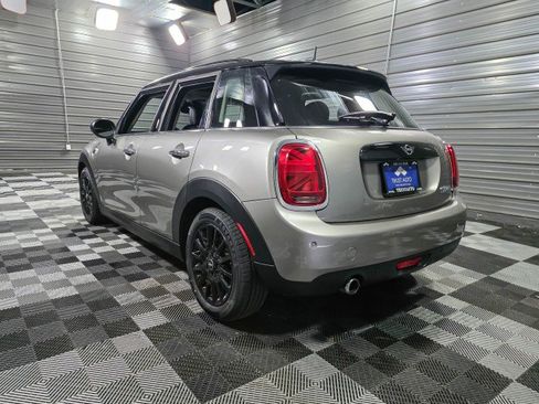 Used 2020 MINI Cooper 4-Door Hardtop FWD image 7