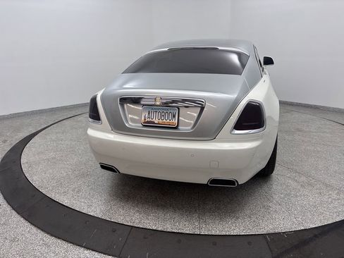 Used 2016 Rolls-Royce Wraith image 10