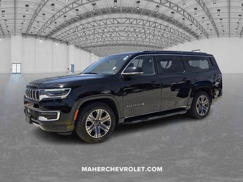 Used 2024 Jeep Wagoneer L Series II RWD image 3