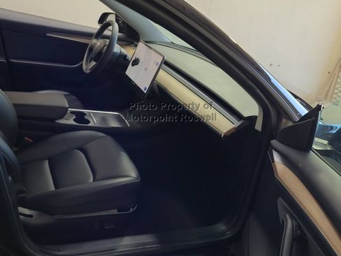Used 2021 Tesla Model 3 Performance AWD/4WD image 2
