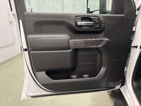 Used 2020 Chevrolet Silverado 2500 LTZ image 15