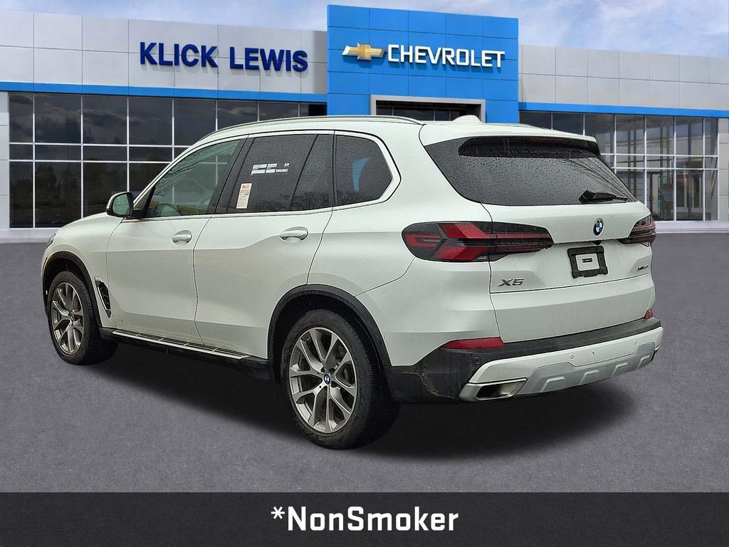 Used 2024 BMW X5 xDrive40i w/ Premium Package AWD/4WD image 5