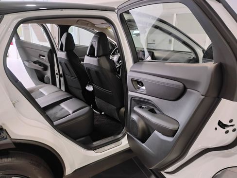 Used 2024 Nissan Ariya AWD image 80