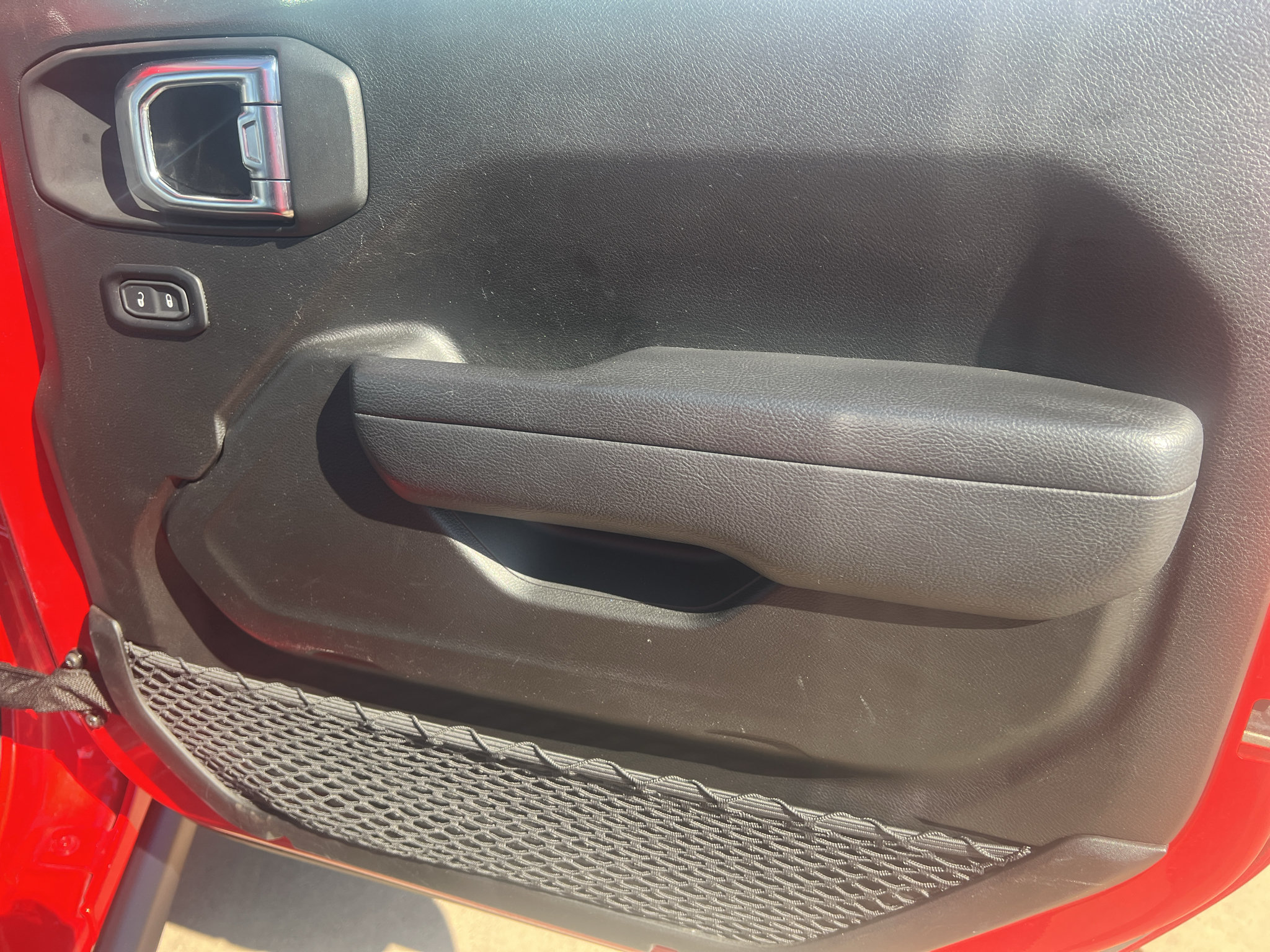Used 2025 Jeep Wrangler Unlimited Sport AWD/4WD image 15