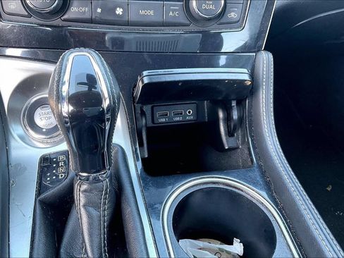 Used 2017 Nissan Maxima Platinum FWD image 28