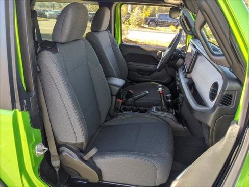 Certified 2025 Jeep Wrangler Sport S image 38