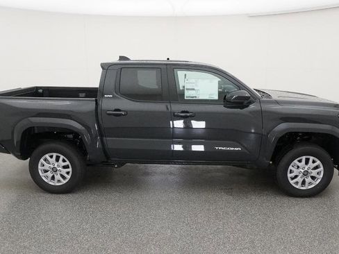 New 2025 Toyota Tacoma SR5 image 11