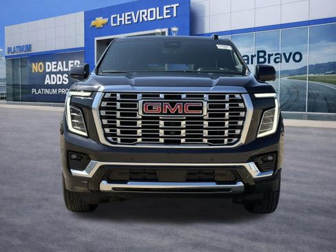 Used 2025 GMC Yukon Denali image 2