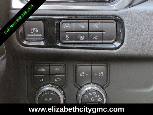 Used 2025 GMC Yukon Denali AWD/4WD image 26