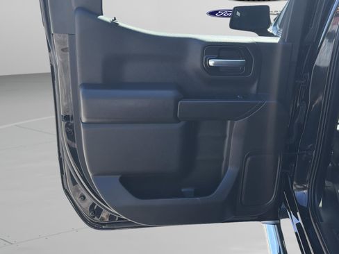 Used 2022 Chevrolet Silverado 1500 Custom image 20