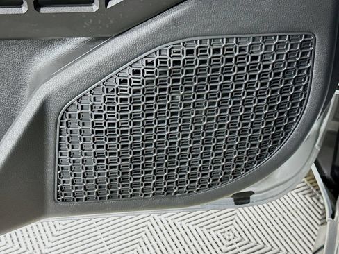 Certified 2026 Toyota Tacoma SR5 AWD/4WD image 18