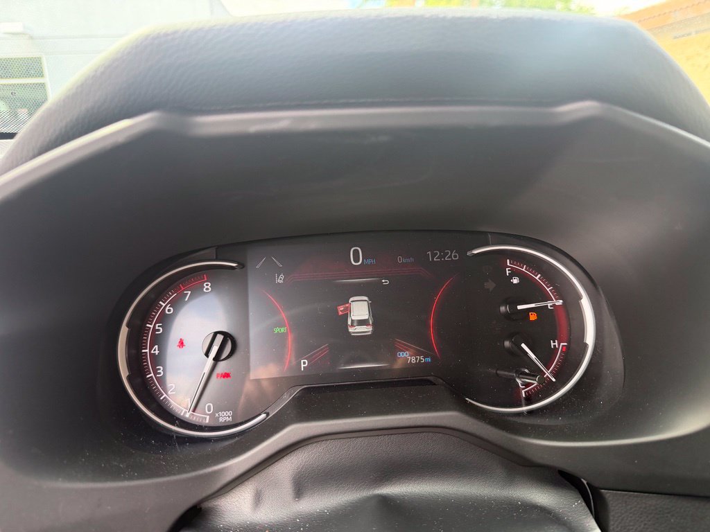 Used 2025 Toyota RAV4 LE AWD/4WD image 23