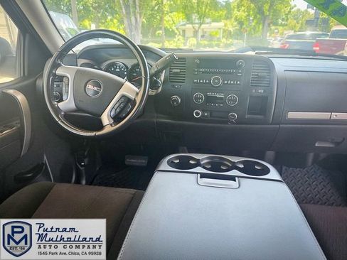 Used 2010 GMC Sierra 1500 SLE w/ Power Pack Plus AWD/4WD image 9