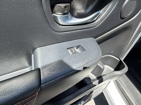 Used 2023 Honda Pilot TrailSport image 15