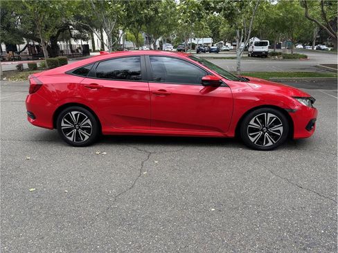Used 2016 Honda Civic EX-T image 7