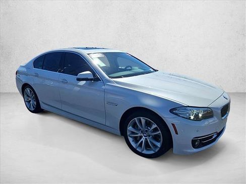 Used 2016 BMW 535i Sedan RWD image 3