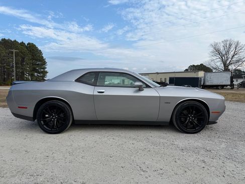 Used 2017 Dodge Challenger R/T w/ Blacktop Package image 6