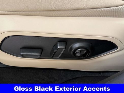 New 2025 Jeep Grand Cherokee Limited image 22