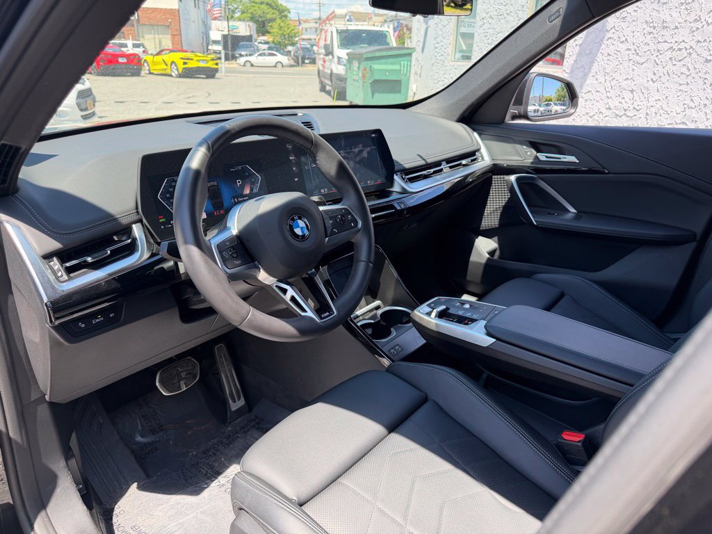 Used 2026 BMW X1 xDrive28i AWD/4WD image 17