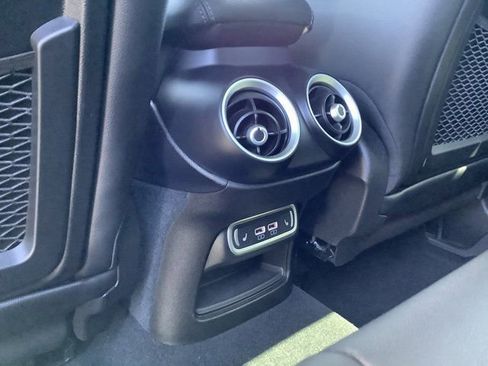 Used 2022 Alfa Romeo Stelvio Ti image 27