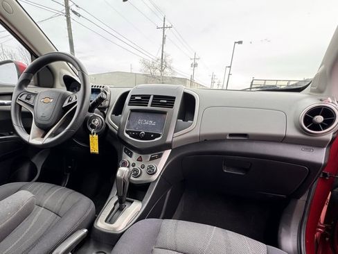 Used 2014 Chevrolet Sonic LT w/ Fun and Sun Package image 12