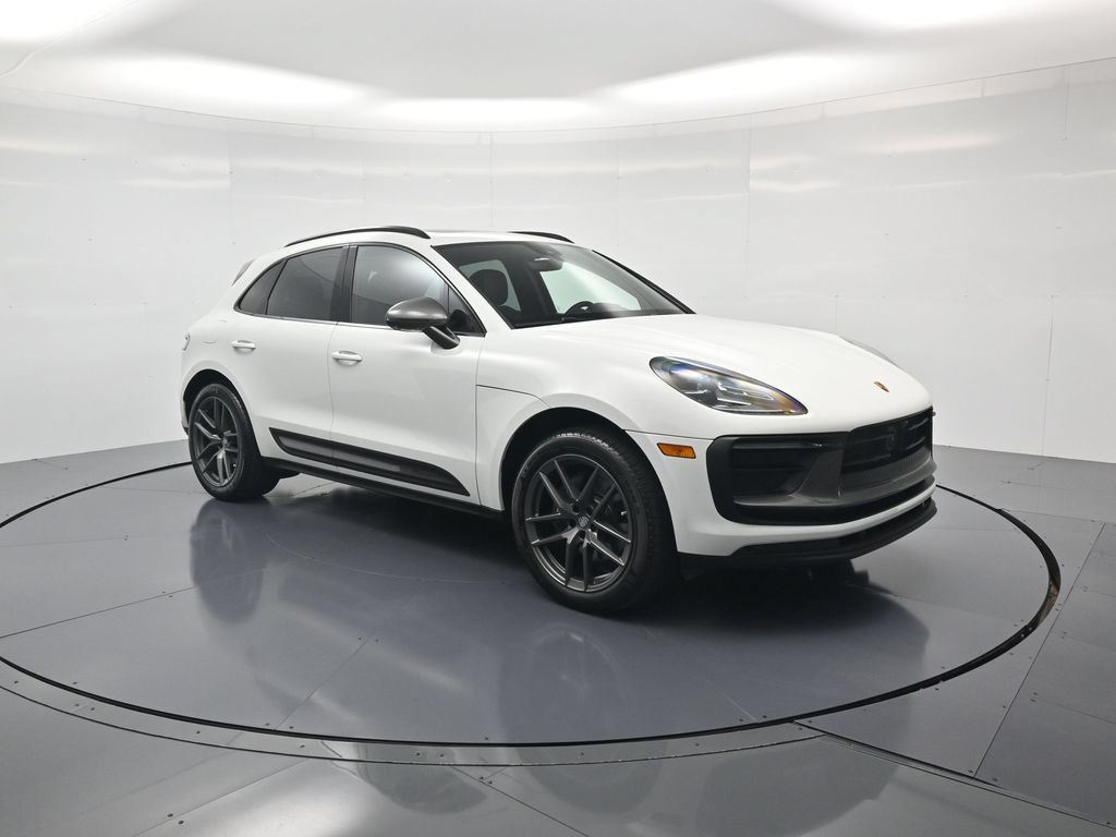 Certified 2024 Porsche Macan Turbo AWD/4WD image 44