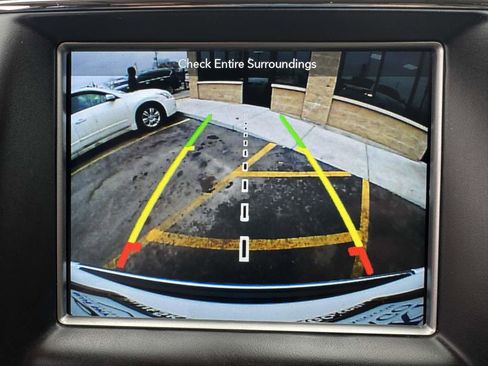 Used 2018 Jeep Grand Cherokee Overland image 20