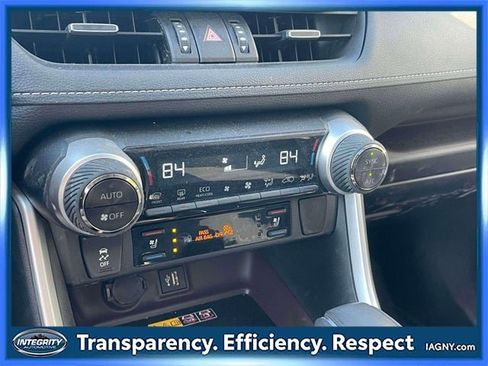 Used 2024 Toyota RAV4 Limited image 28