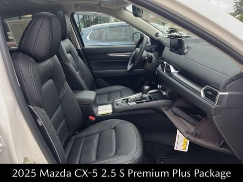 New 2025 MAZDA CX-5 AWD 2.5 S w/ Premium Plus Pkg image 30