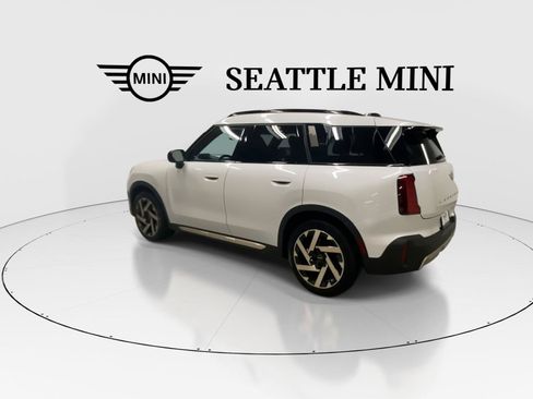 Used 2025 MINI Cooper Countryman SE w/ Comfort Package Max AWD/4WD image 8