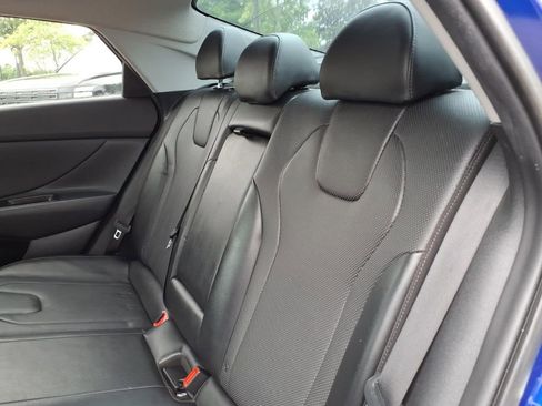 Used 2023 Hyundai Elantra Limited w/ Cargo Package FWD image 12