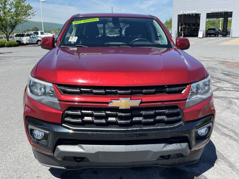 Used 2021 Chevrolet Colorado LT w/ LT Convenience Package AWD/4WD image 10