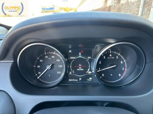 Used 2019 Land Rover Discovery Sport SE image 25