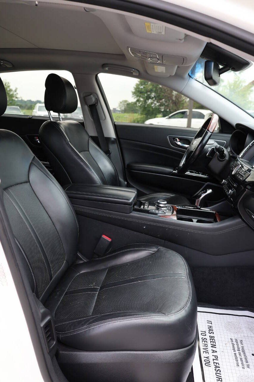 Used 2016 Kia K900 Luxury RWD image 14