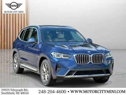 Used 2022 BMW X3 xDrive30i AWD/4WD image 1