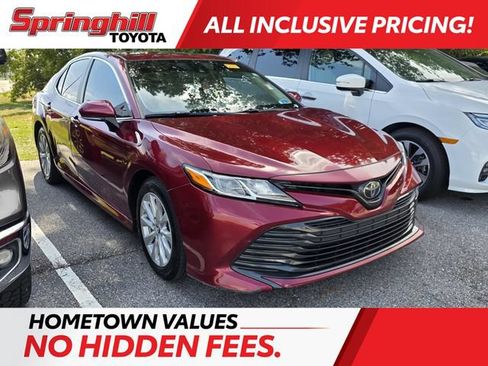 Used 2019 Toyota Camry LE w/ Convenience Package FWD image 1