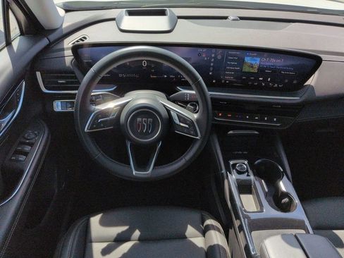 Used 2025 Buick Envision Preferred image 18