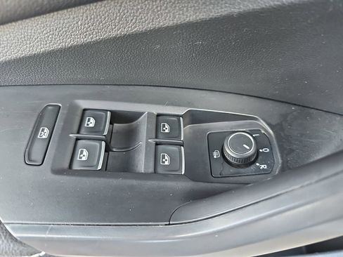 Used 2024 Volkswagen Jetta S image 27