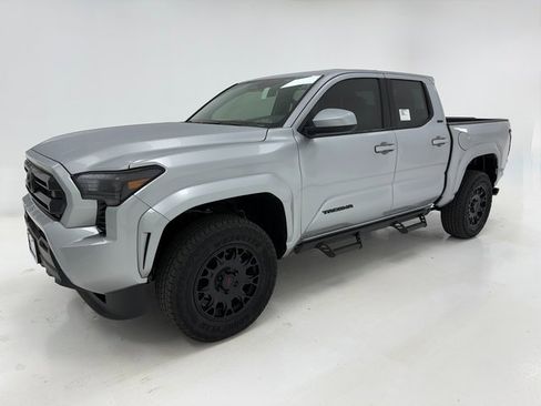 New 2026 Toyota Tacoma SR5 image 5