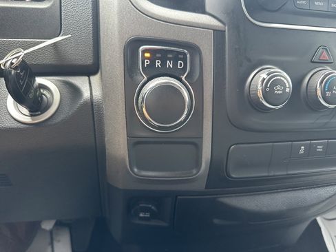 Used 2015 RAM 1500 Express image 18