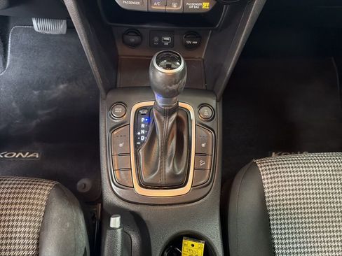 Used 2020 Hyundai Kona SEL image 18