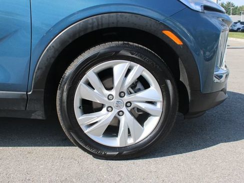 Used 2024 Buick Encore GX Preferred FWD image 31