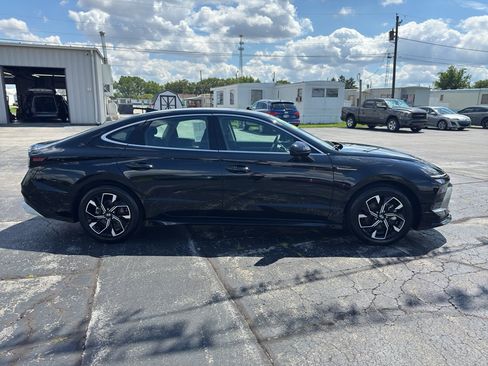 Used 2025 Hyundai Sonata SEL FWD image 4
