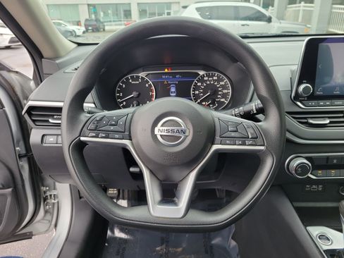 Used 2021 Nissan Altima 2.5 SV image 21