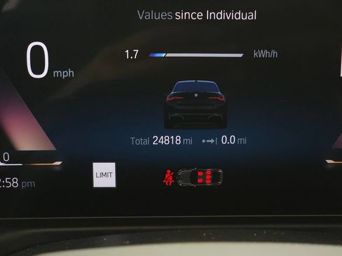 Used 2023 BMW i4 eDrive35 RWD image 24